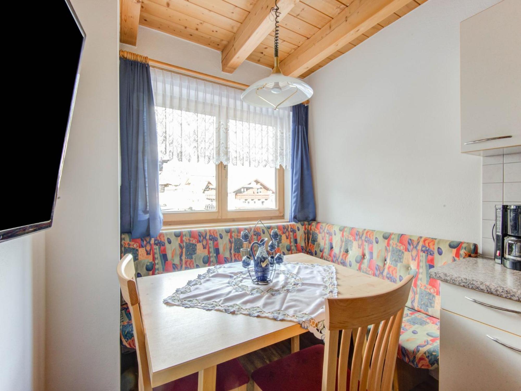 Apartment Comfortable In L Ngenfeld With Storage *