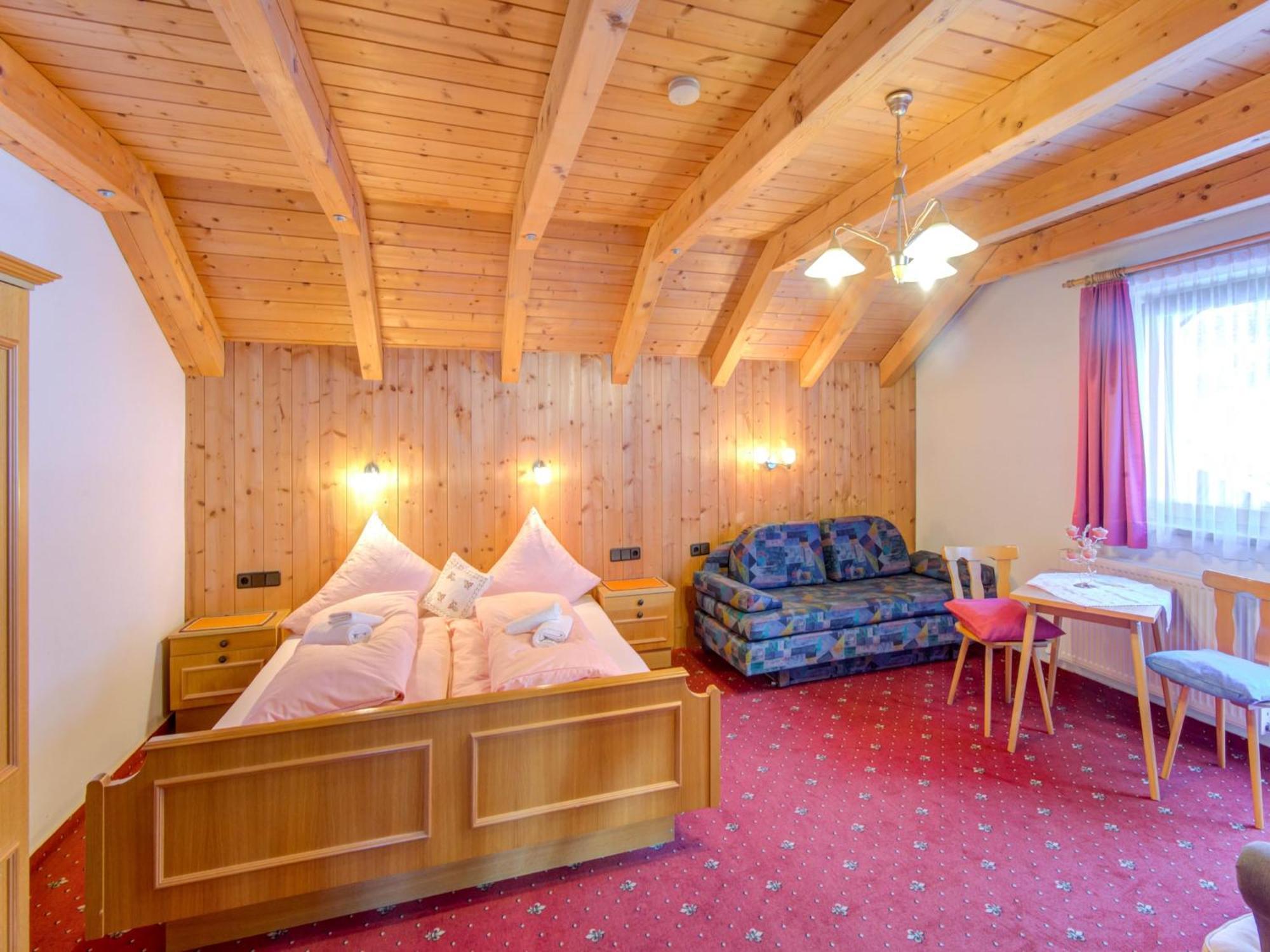 Comfortable In L Ngenfeld With Storage * Langenfeld