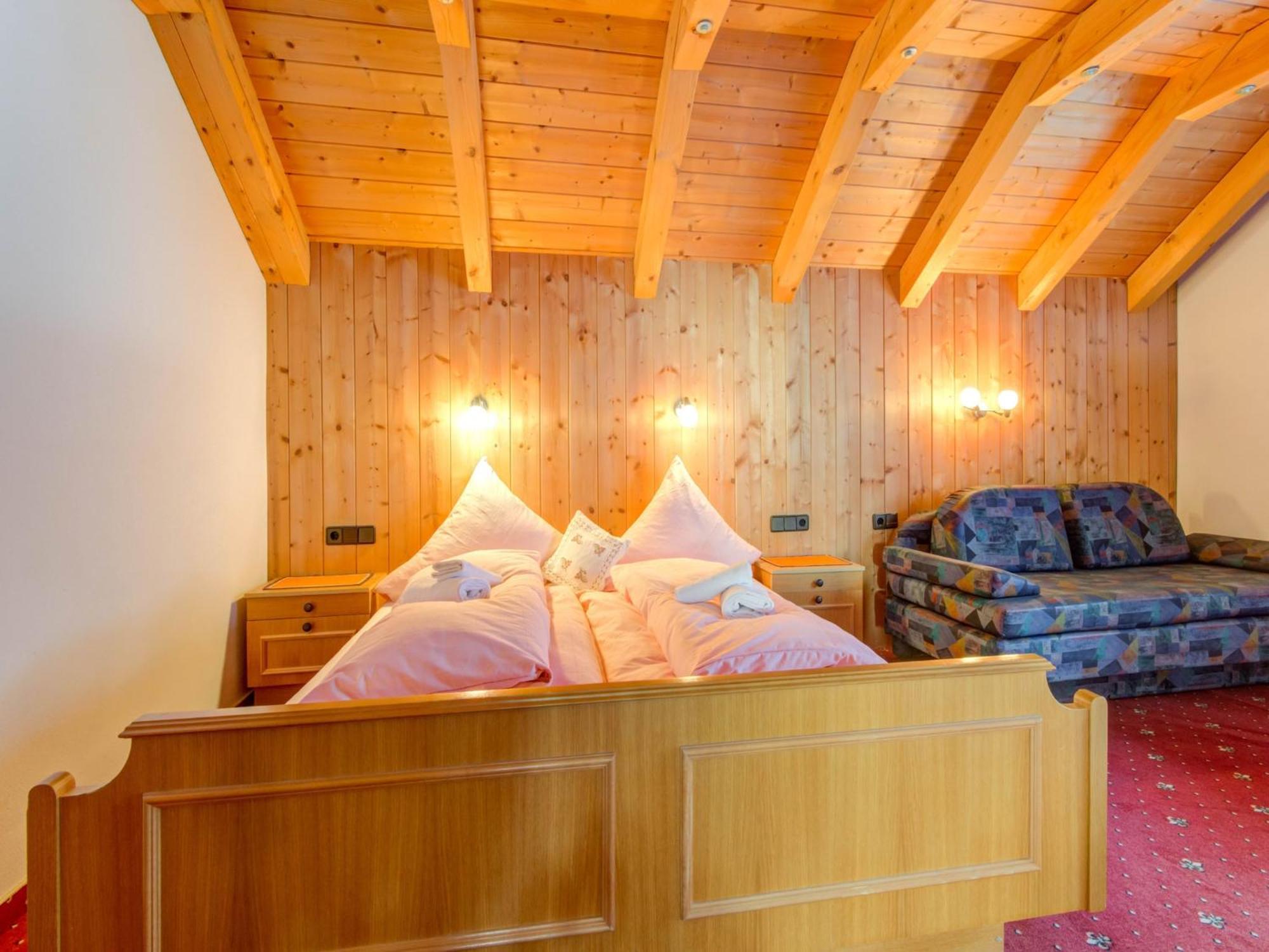 Comfortable In L Ngenfeld With Storage * Längenfeld