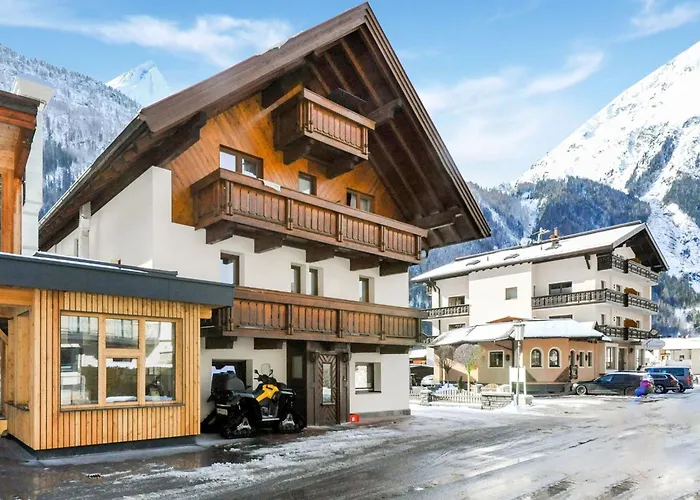 Comfortable Apartment In L Ngenfeld With Ski Storage
