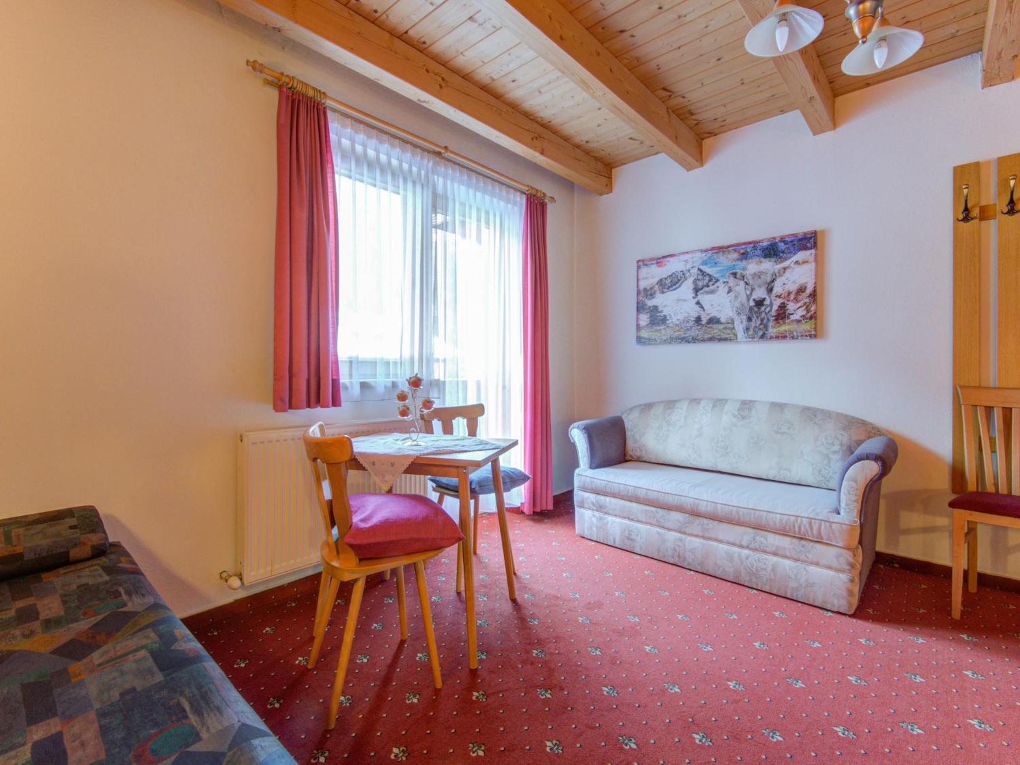 Comfortable In L Ngenfeld With Storage Apartment *