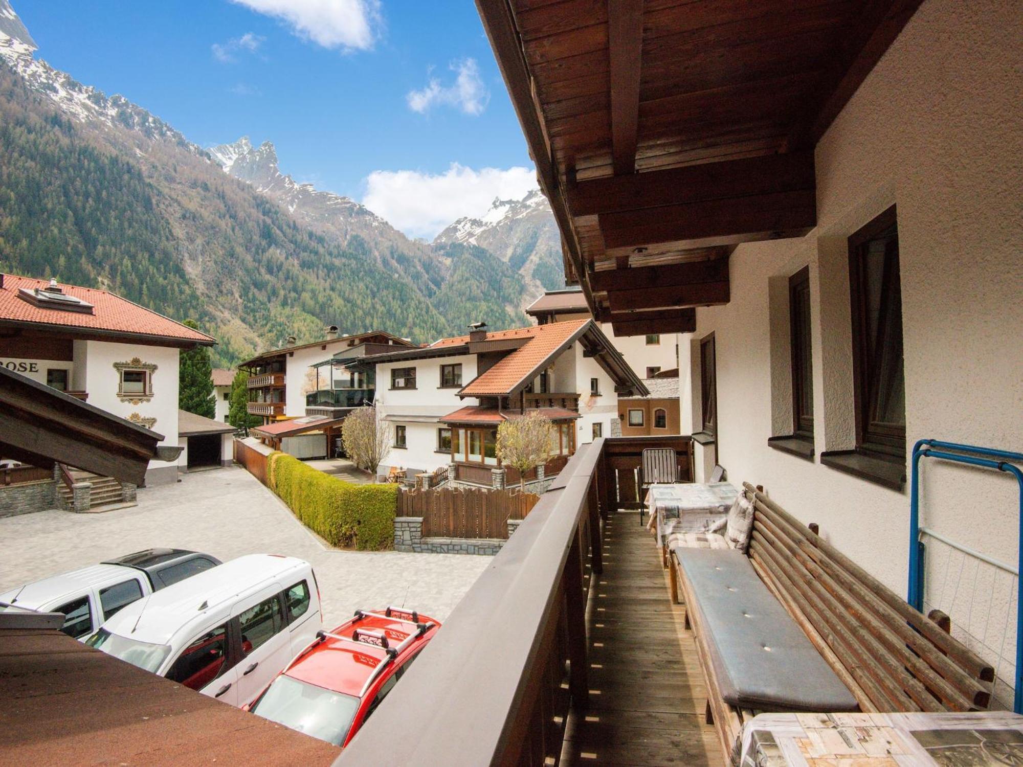 Apartment Comfortable In L Ngenfeld With Storage *