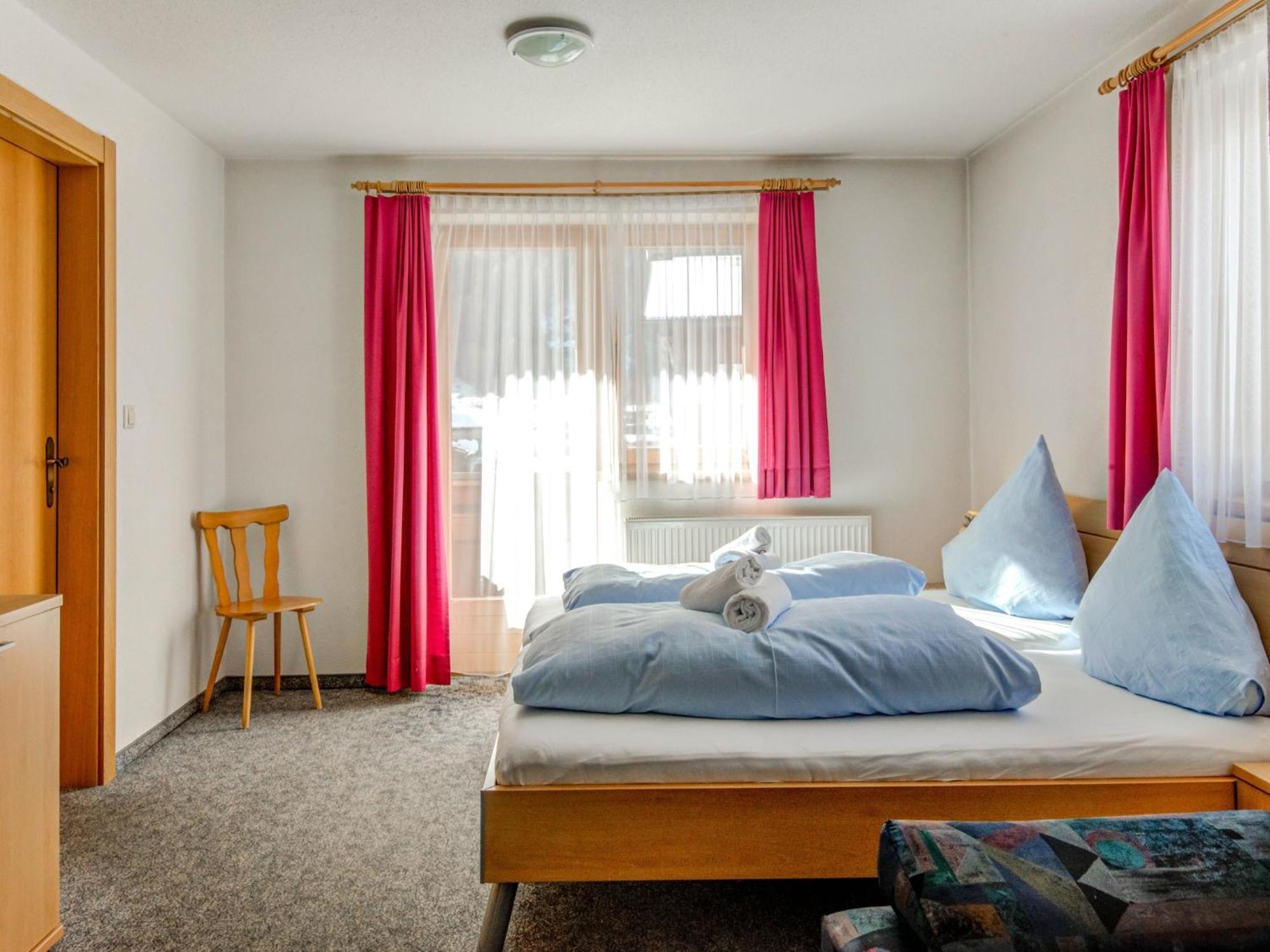 Apartment Comfortable In L Ngenfeld With Storage *