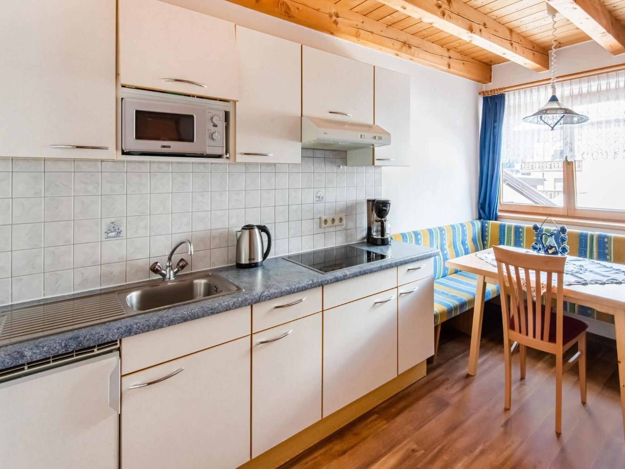 Comfortable In L Ngenfeld With Storage Apartment Langenfeld