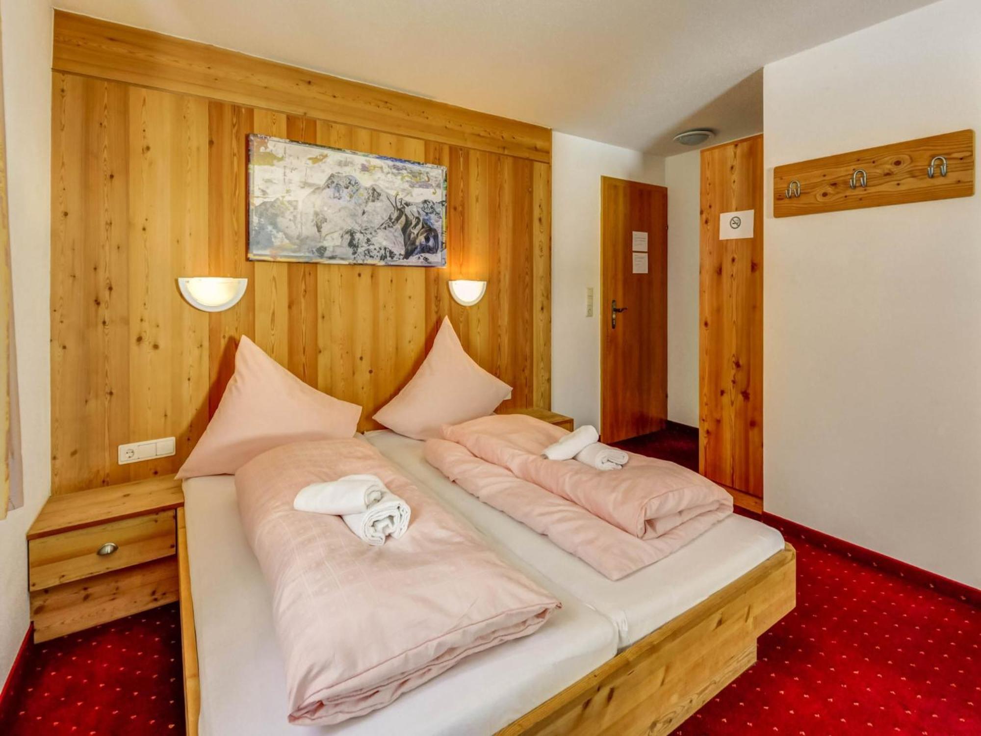 Comfortable In L Ngenfeld With Storage Apartment Langenfeld