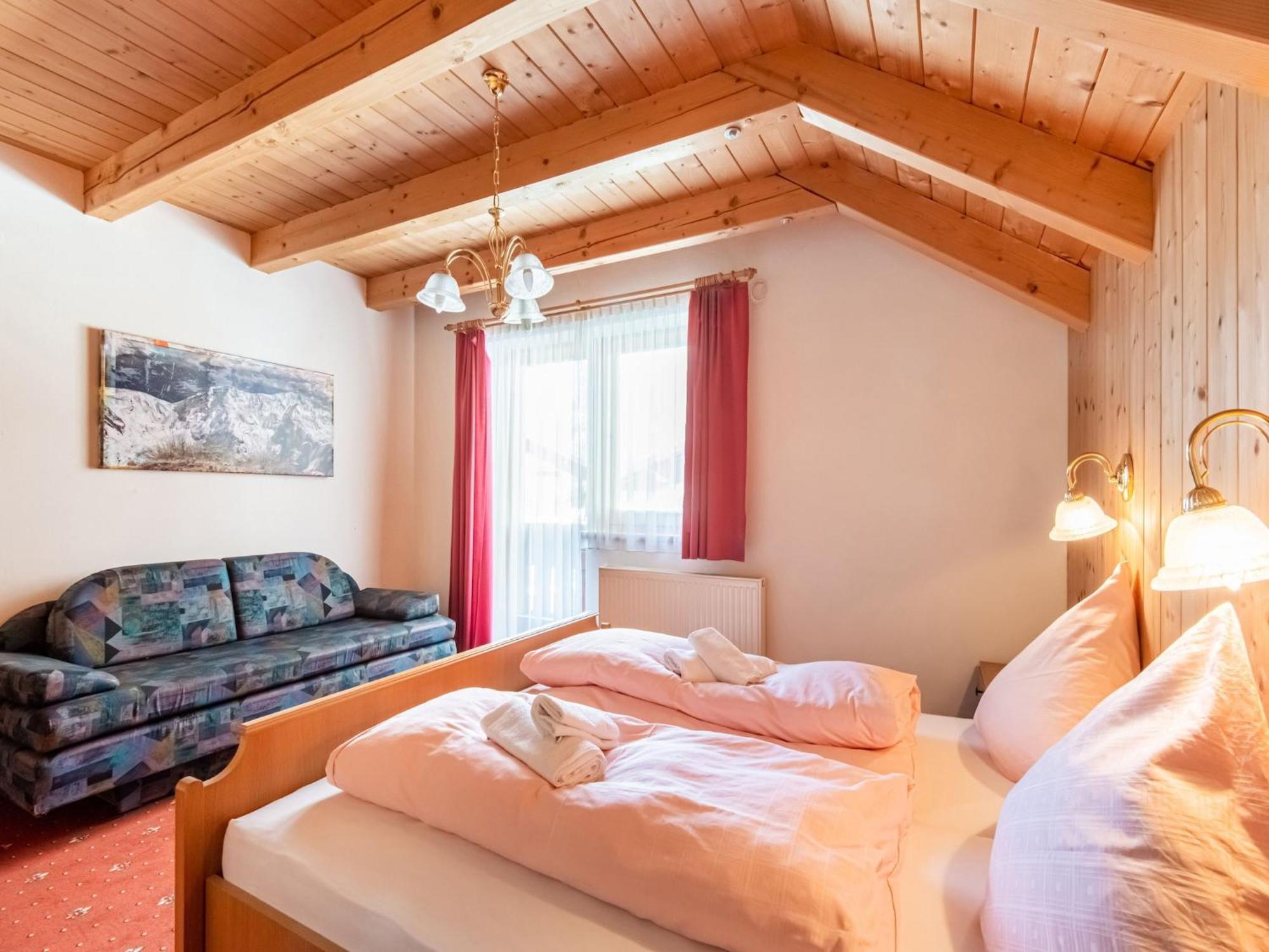 Apartment Comfortable In L Ngenfeld With Storage *